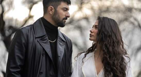 Adım Farah dizisi kıyafetleri